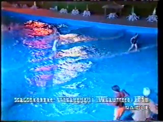 RAI2 - Show with people ending up in the pool