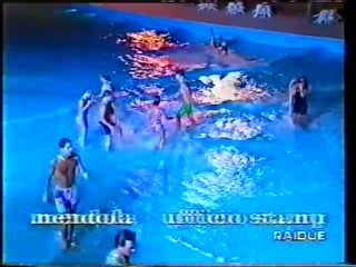 RAI2 - Show with people ending up in the pool