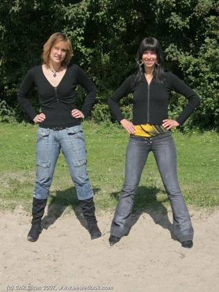 EE Wetlook, sample of Mireille & Monique in jeans in lake