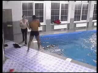 Russian Big Brother - jeans in pool