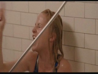 Amy Poehler, Crossroads, and Anita Barone gets Wet