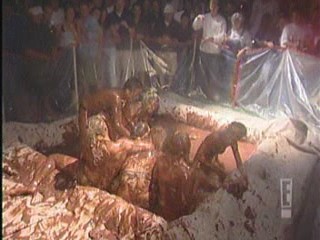 E Channel: Pudding wrestling